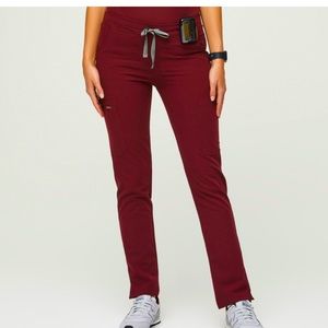 WearFigs Yola Skinny Pants, Size L, Burgundy.